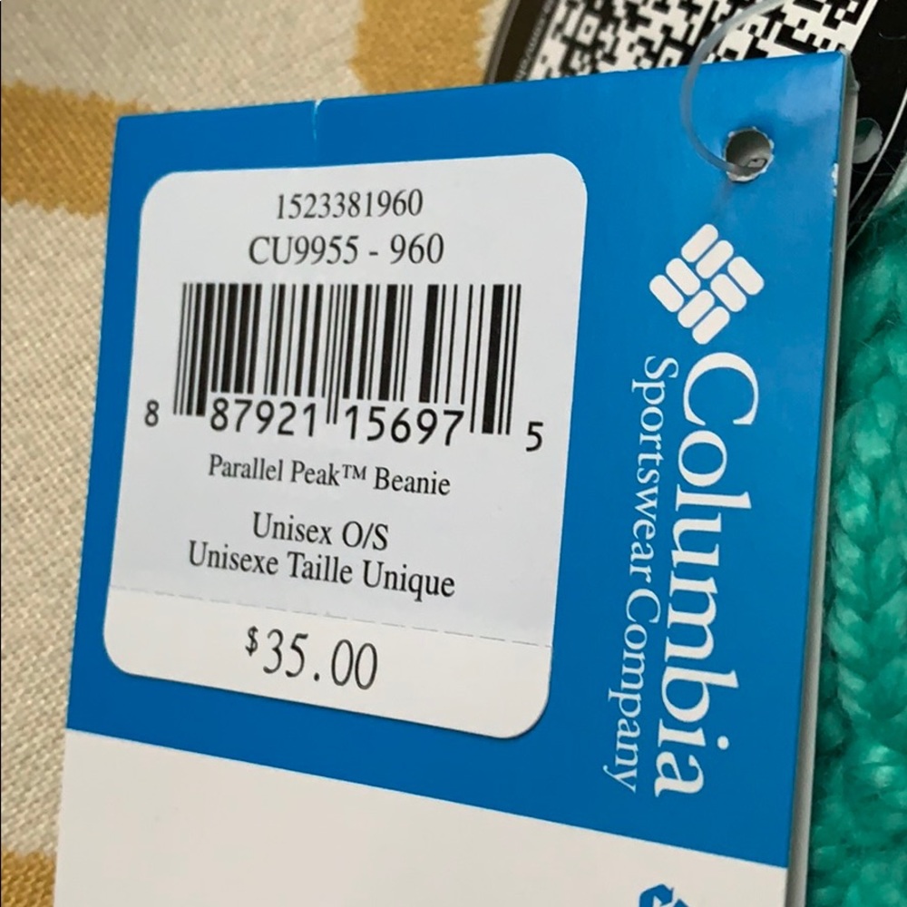 Columbia knit Hat - Picture 2 of 3